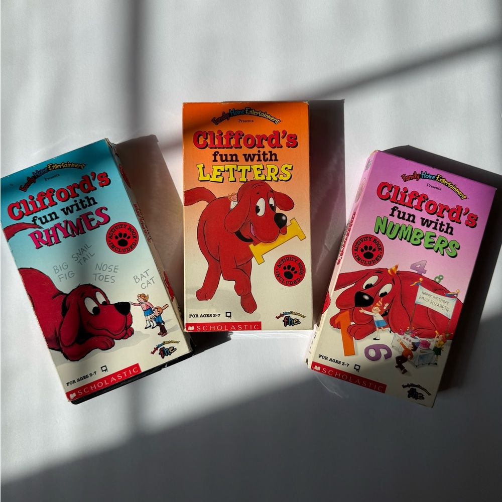 Scholastic Clifford's Fun with Rhymes Book